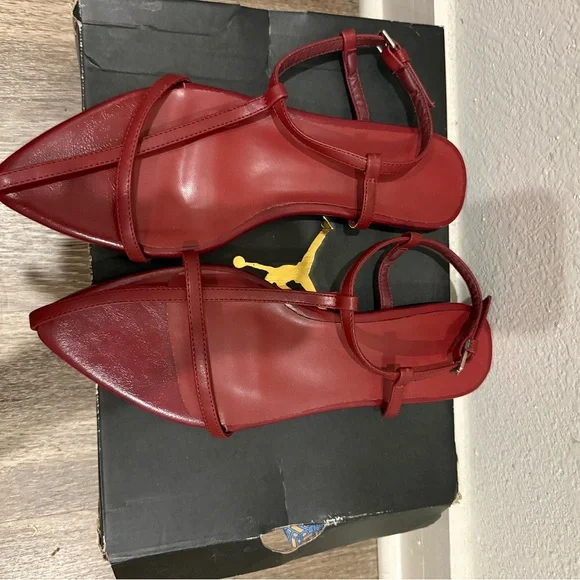 Women’s Burgundy Flat Leather Sandal Mules 8.5 - Picture 2 of 5